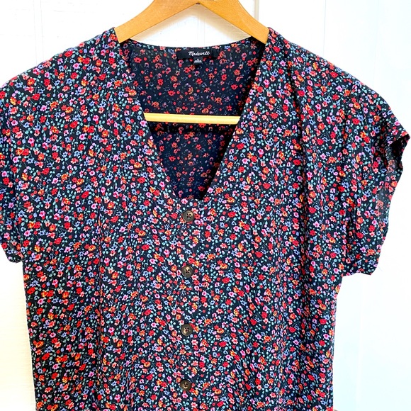 Madewell Dresses & Skirts - MADEWELL floral midi dress worn once!